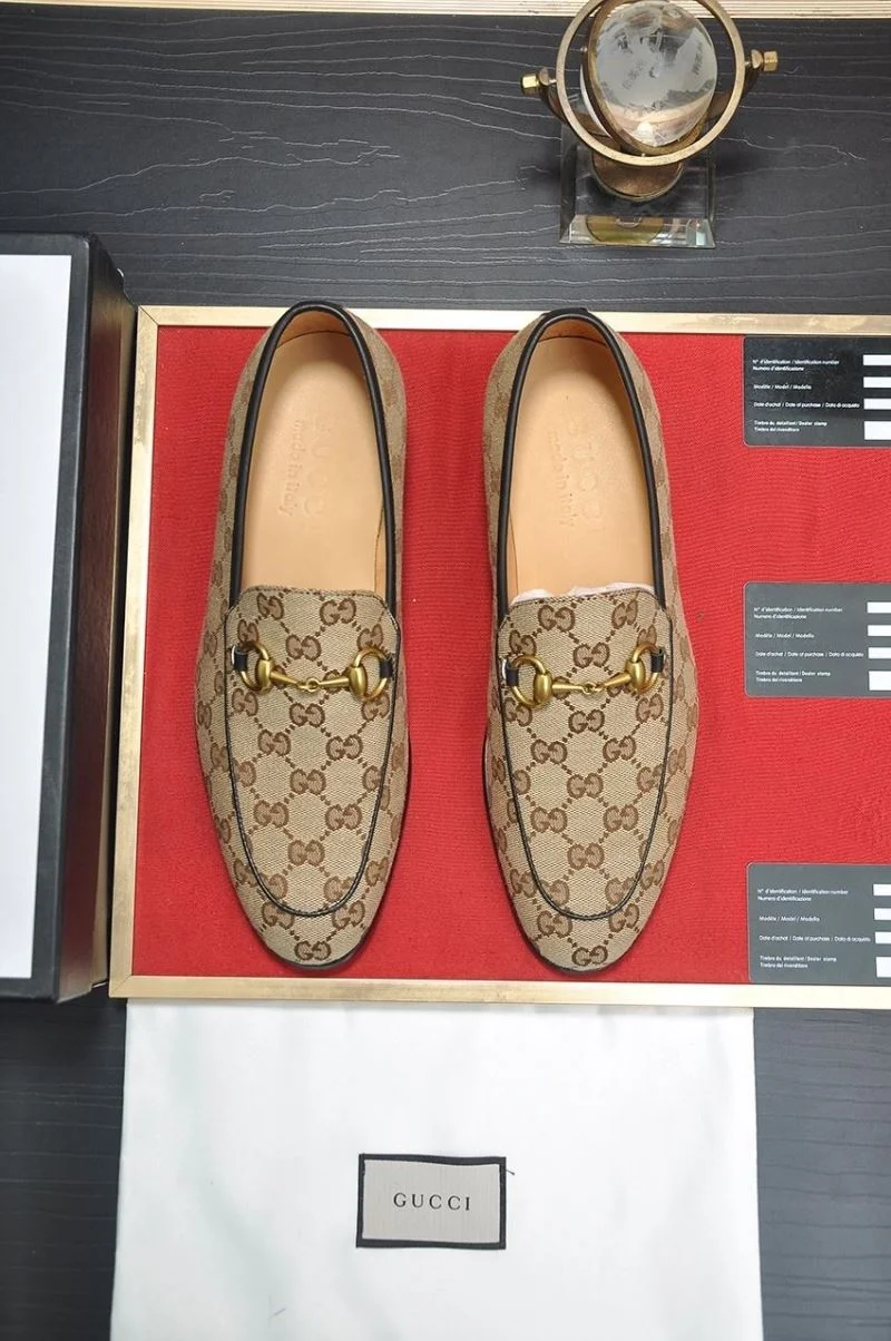 WeatherProof Gucci Business Shoes 25805