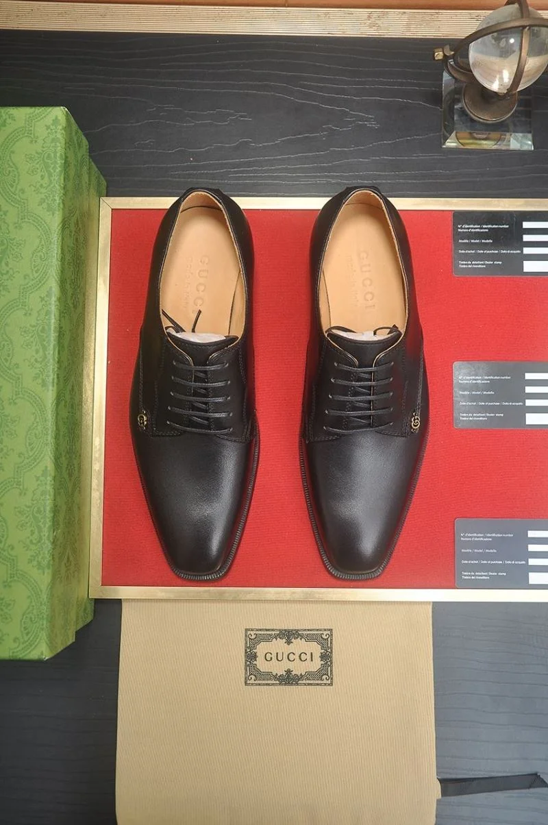 Compact Gucci Business Shoes 25756