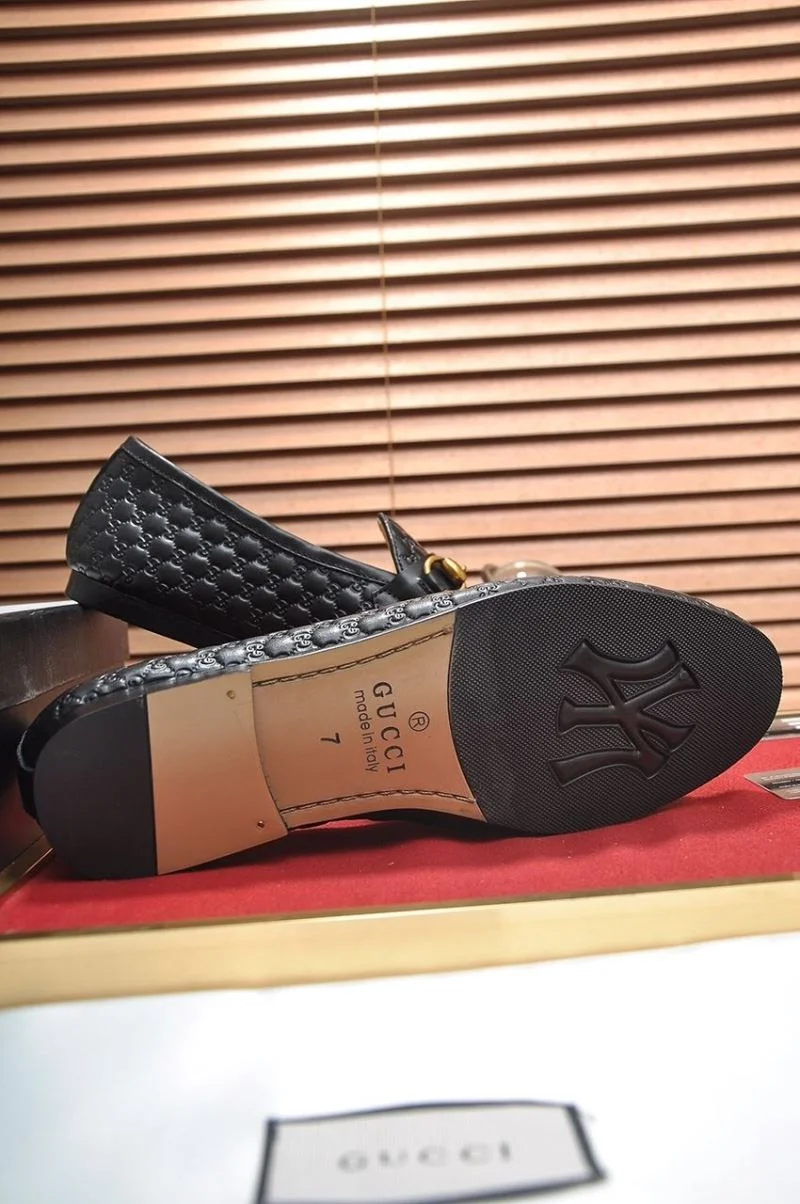 Gucci Business Shoes Neat 25755