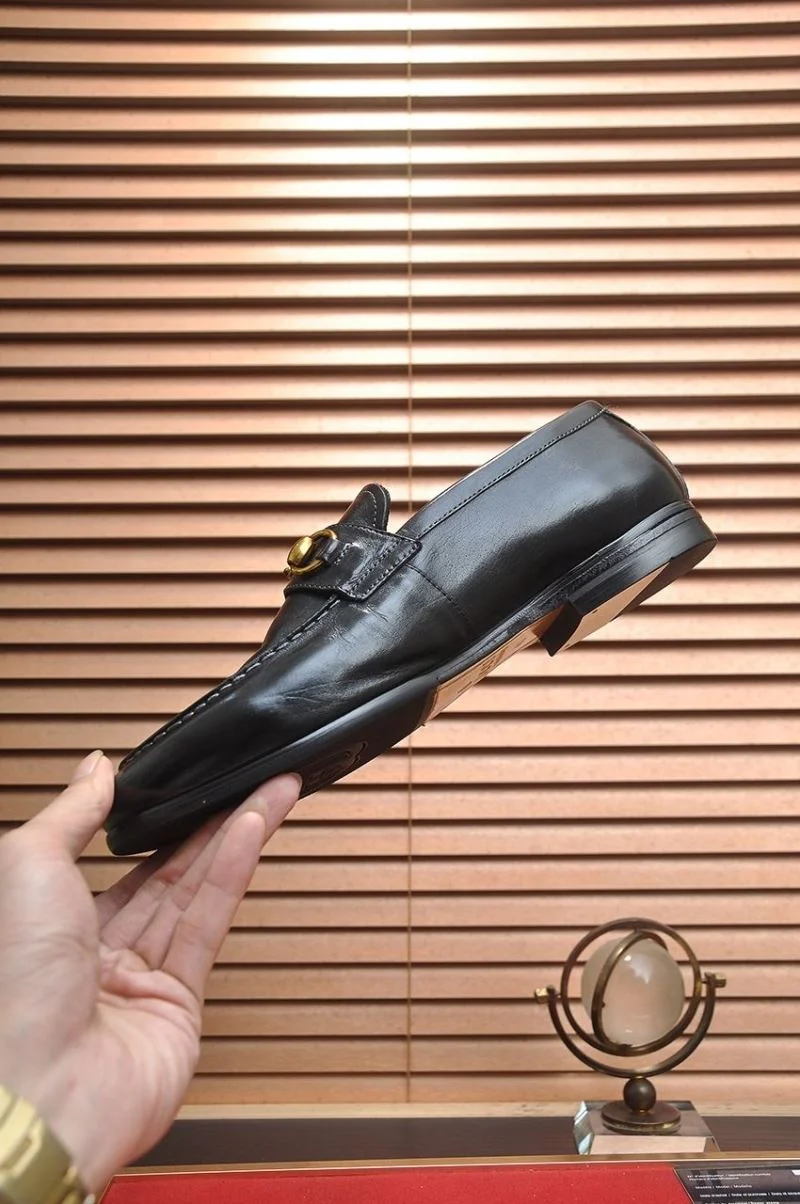Gucci Business Shoes Bold 25678
