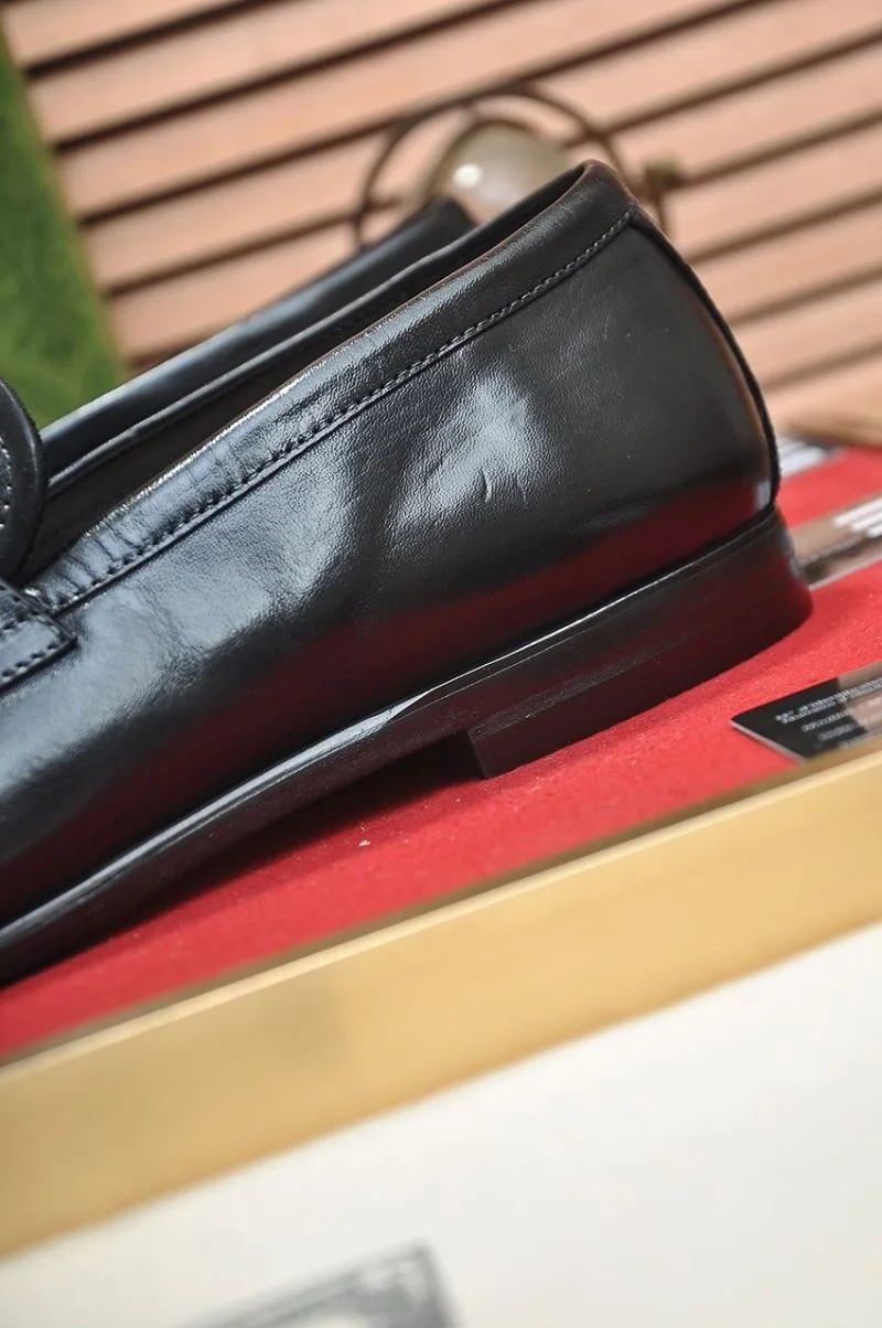 Gucci Business Shoes Bold 25678