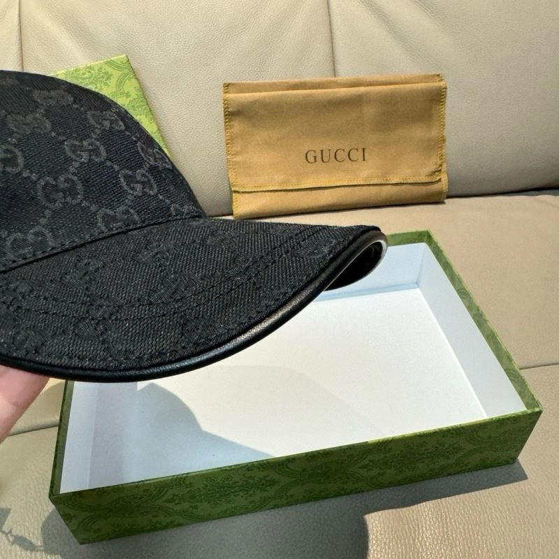 Resilient Gucci Caps 261382