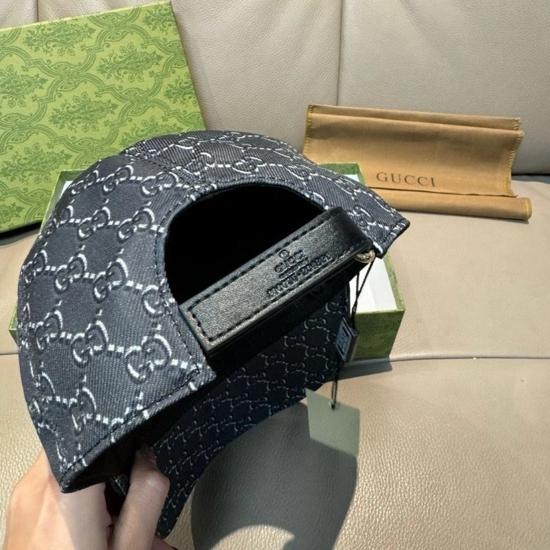 Gucci Caps Effortless 261386