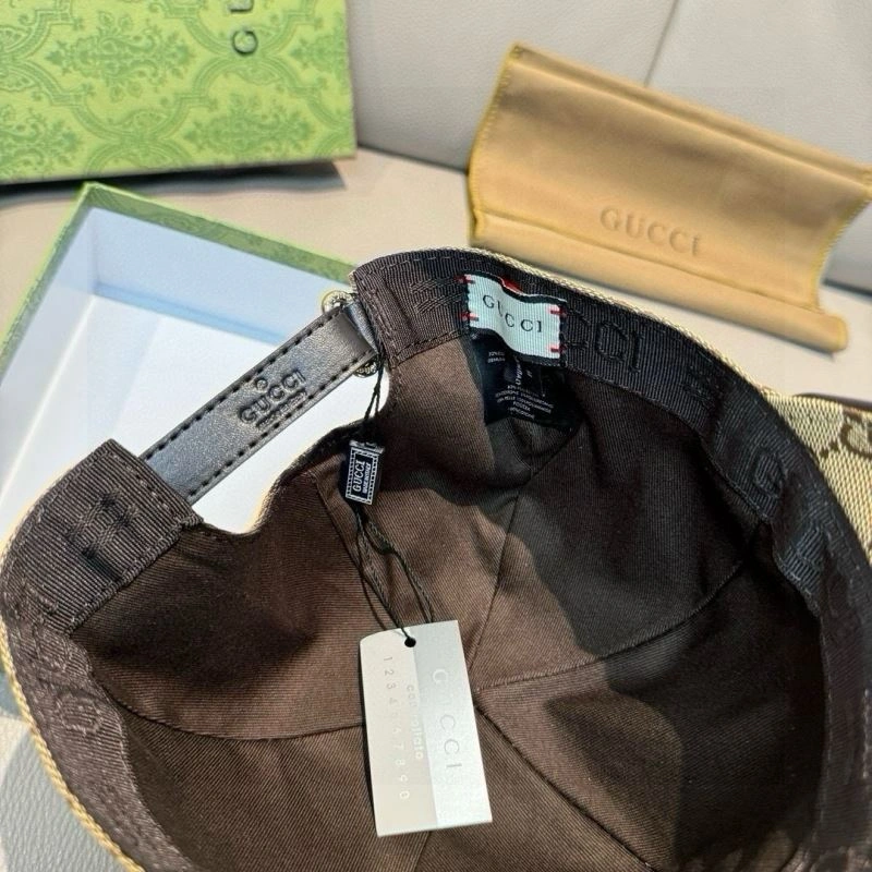 Gucci Caps Minimalist 261369