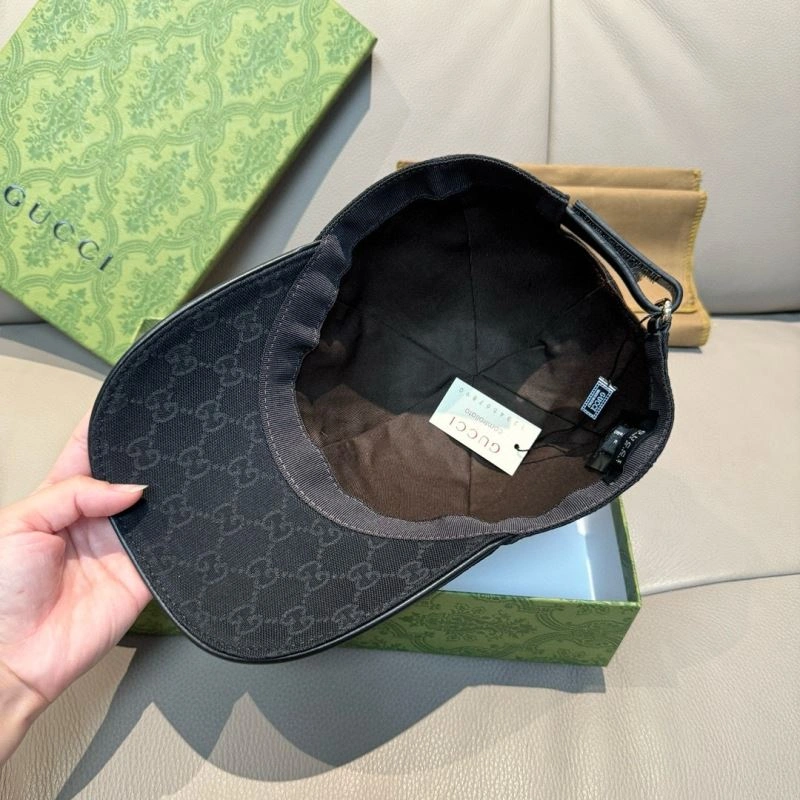 Gucci Caps Versatile 261371