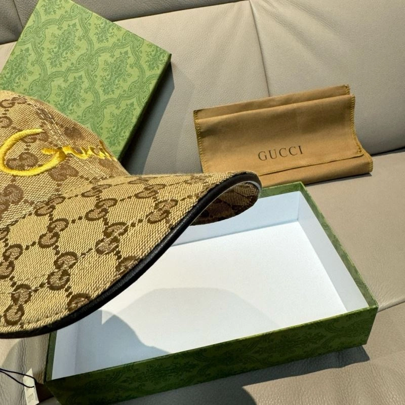 Gucci Caps Youthful 261368