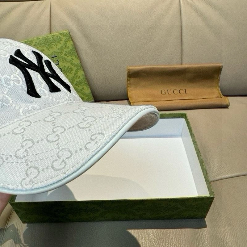 Gucci Caps AllSeason 261373