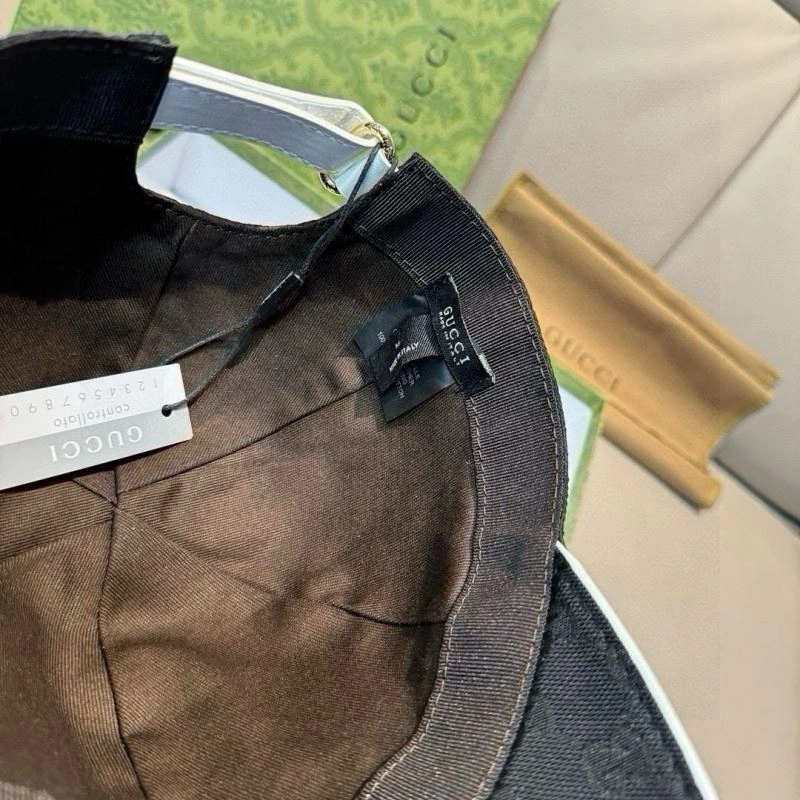 Gucci Caps Vibrant 261364