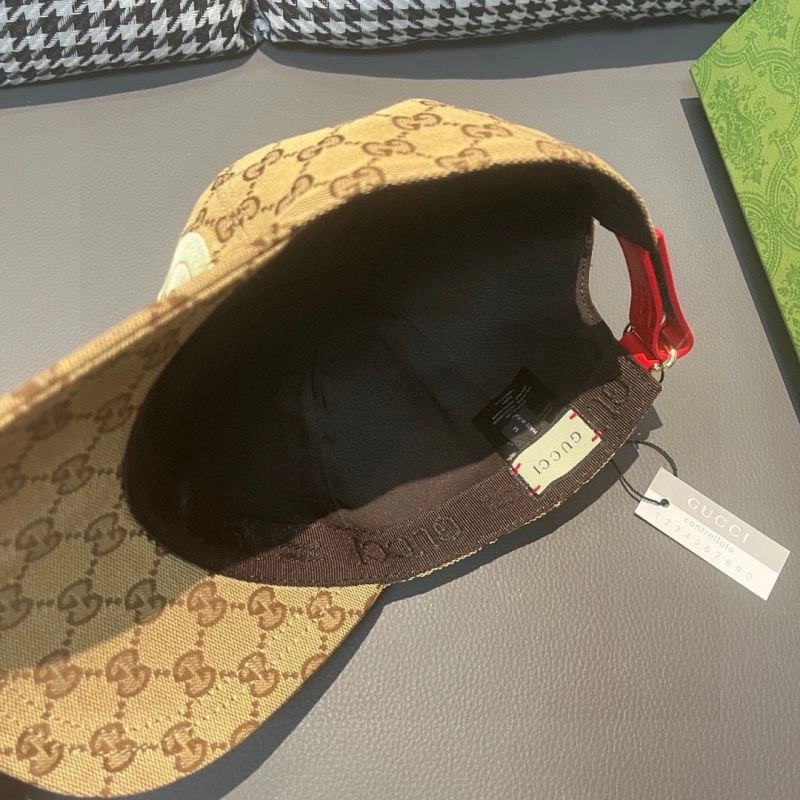 Gucci Caps Neat 261348