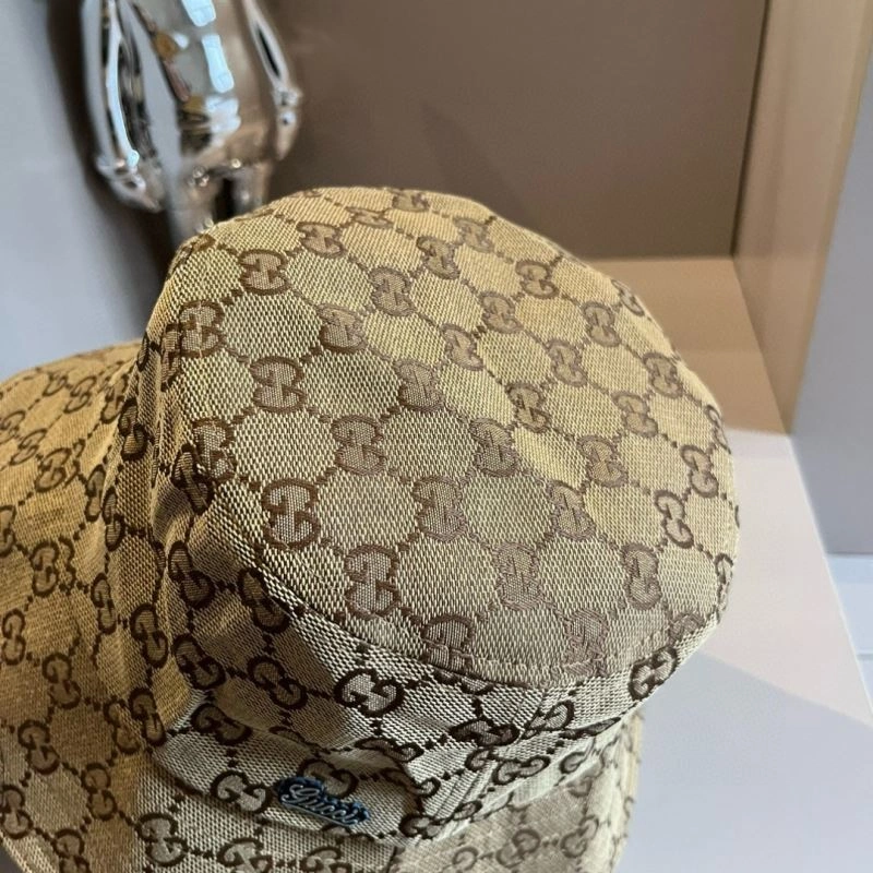 Supportive Gucci Caps 261346