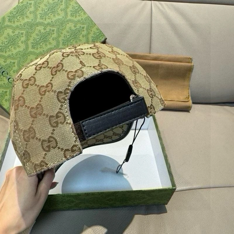 Flexible Gucci Caps 261272