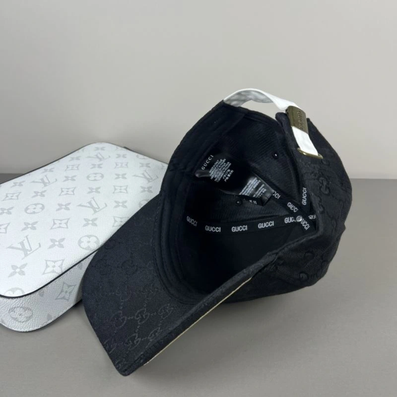 Elegant Gucci Caps 258897