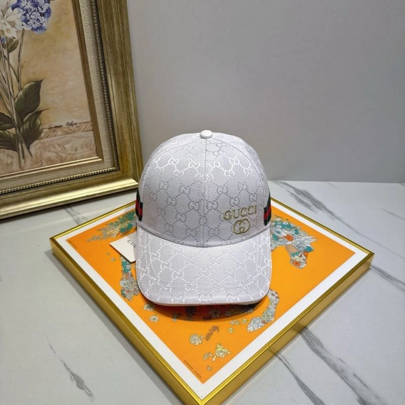Gucci Caps Sleek 258875