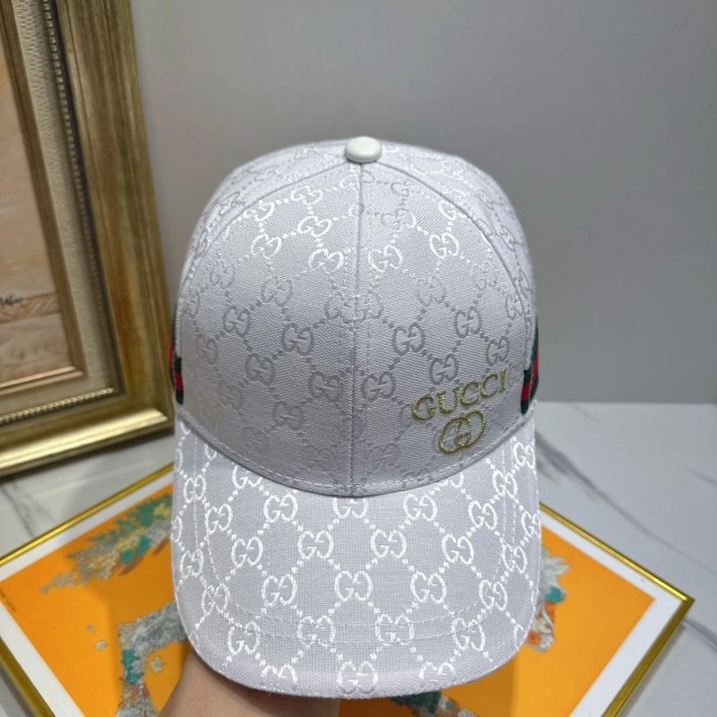 Gucci Caps Sleek 258875