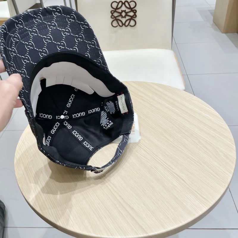 Neat Gucci Caps 258854