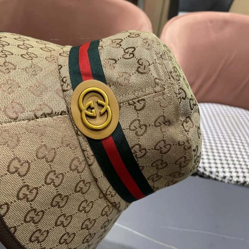 Fashionable Gucci Caps 258837