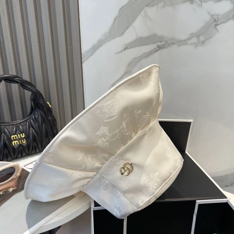 Resilient Gucci Caps 258843