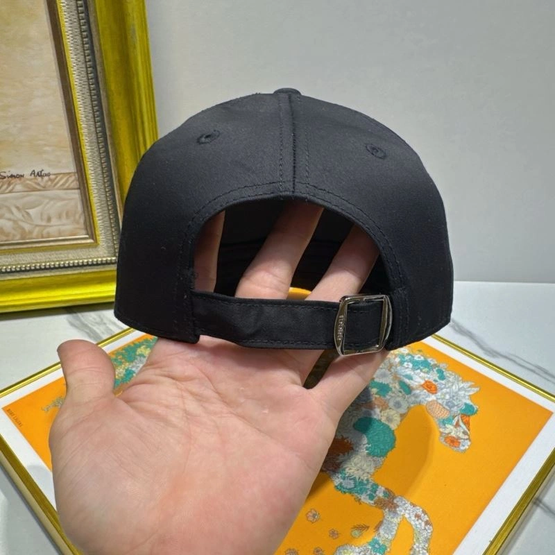 Gucci Caps ModernLook 258817