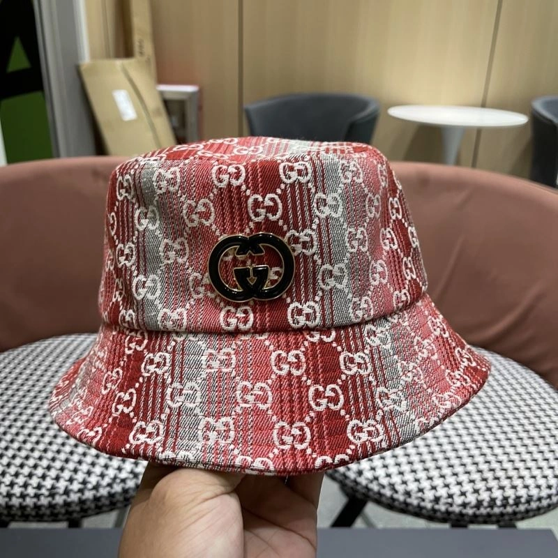 Sporty Gucci Caps 258804