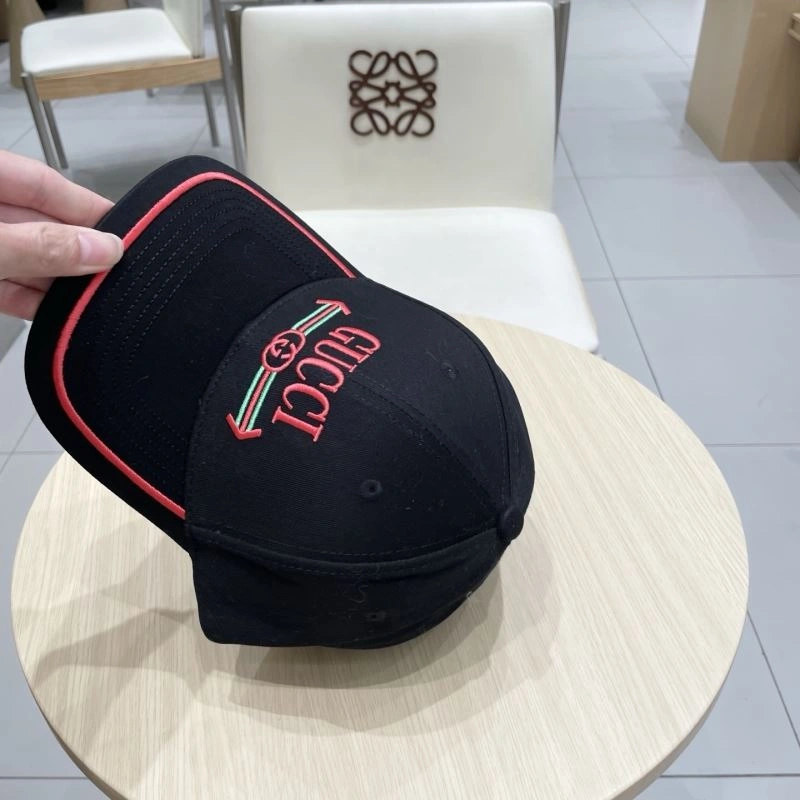 Gucci Caps EyeCatching 258772