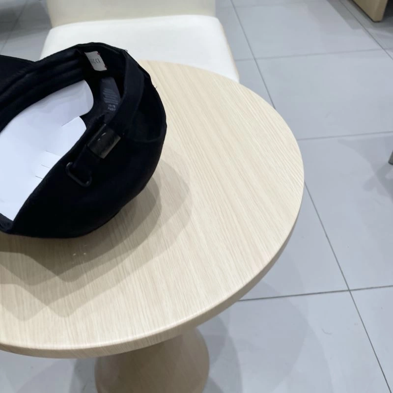 Gucci Caps EyeCatching 258772