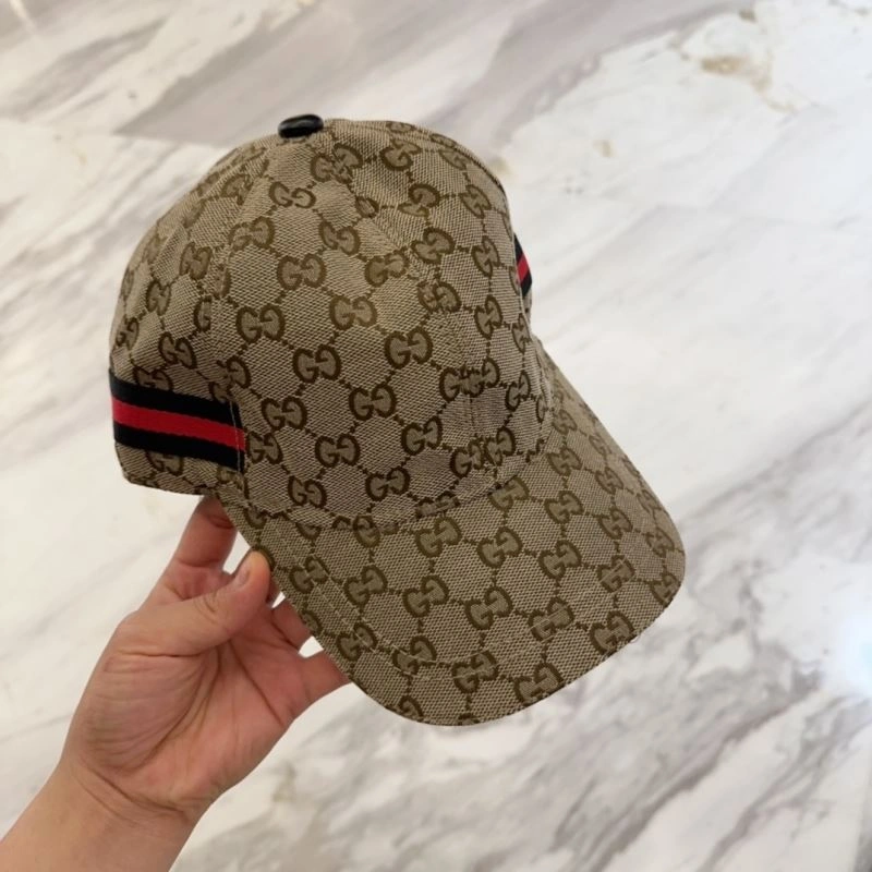 Packable Gucci Caps 258741