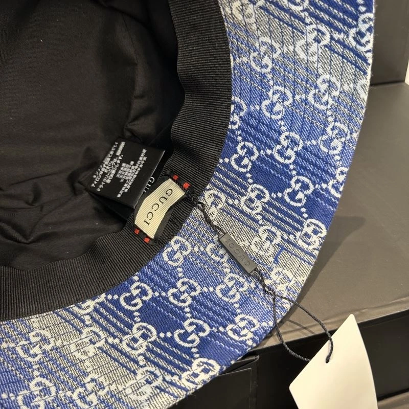 Gucci Caps Vibrant 258750