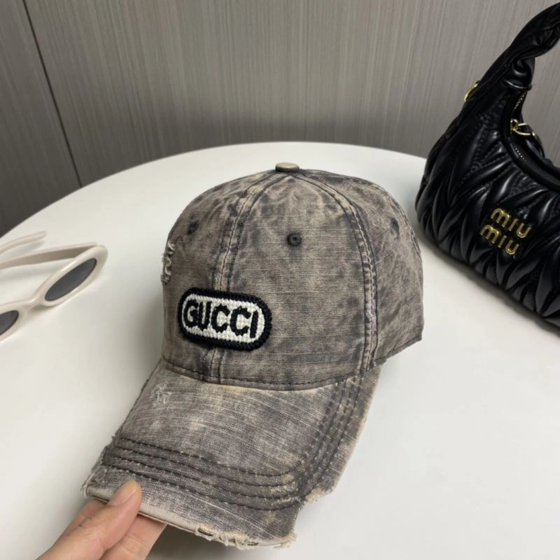 Comfortable Gucci Caps 258733