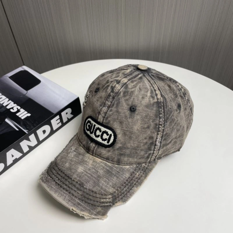 Comfortable Gucci Caps 258733