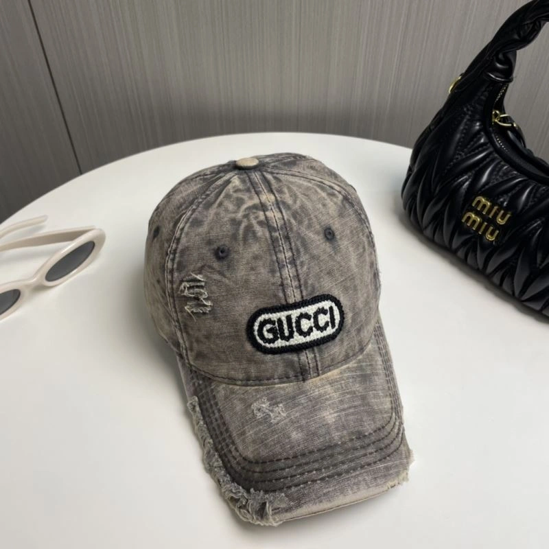 Comfortable Gucci Caps 258733