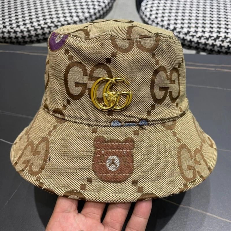 Compact Gucci Caps 258671