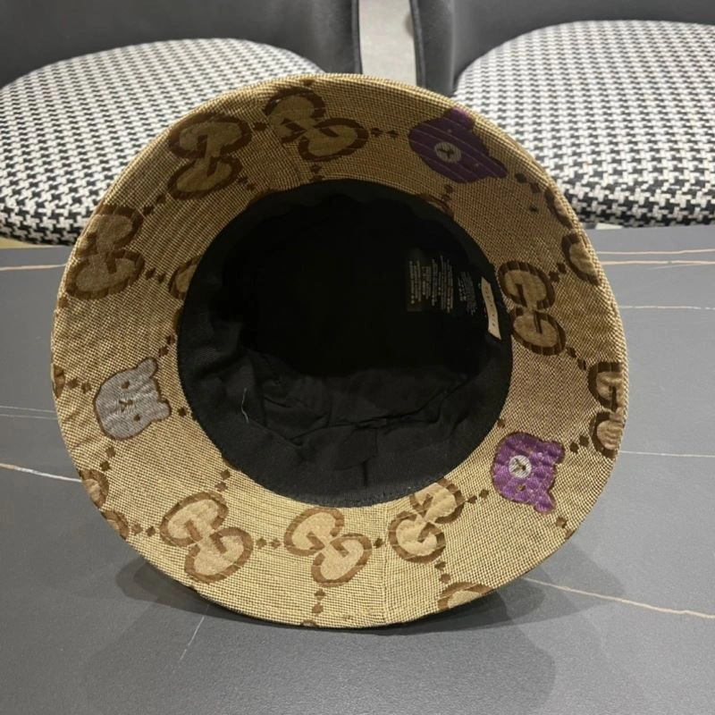 Compact Gucci Caps 258671