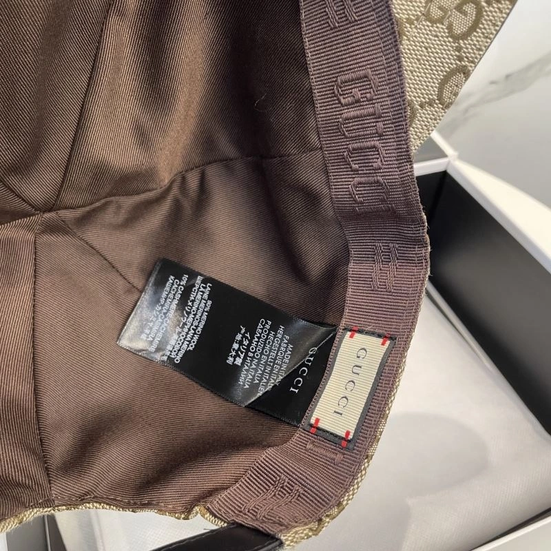 Seasonal Gucci Caps 258611