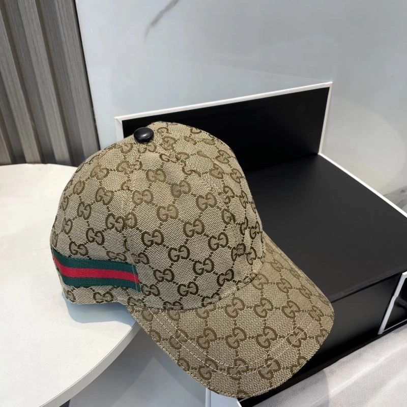 Seasonal Gucci Caps 258611