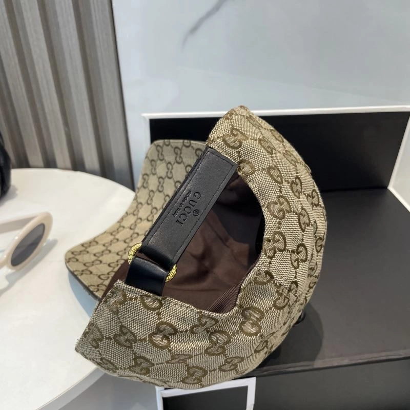 Gucci Caps Minimalist 258623