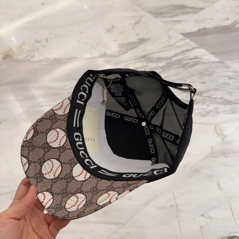 Bright Gucci Caps 258624
