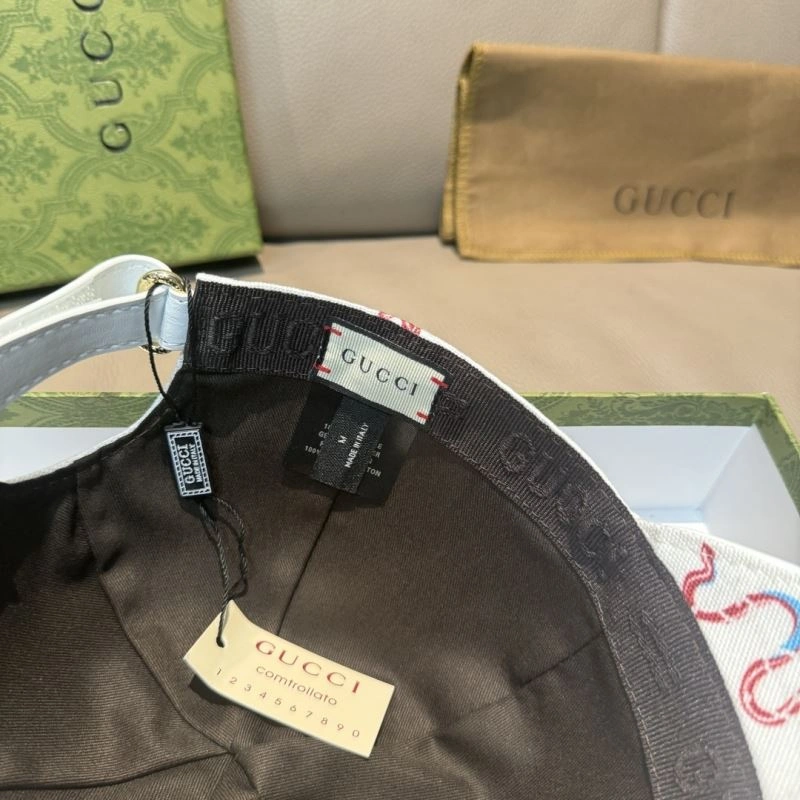 Gucci Caps Sporty 258579