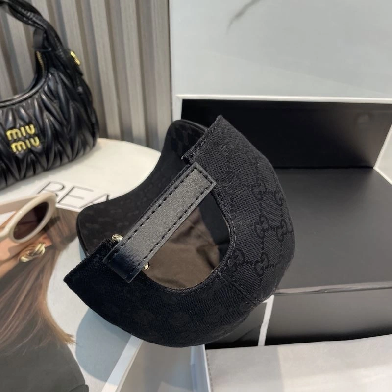Gucci Caps Chic 258545