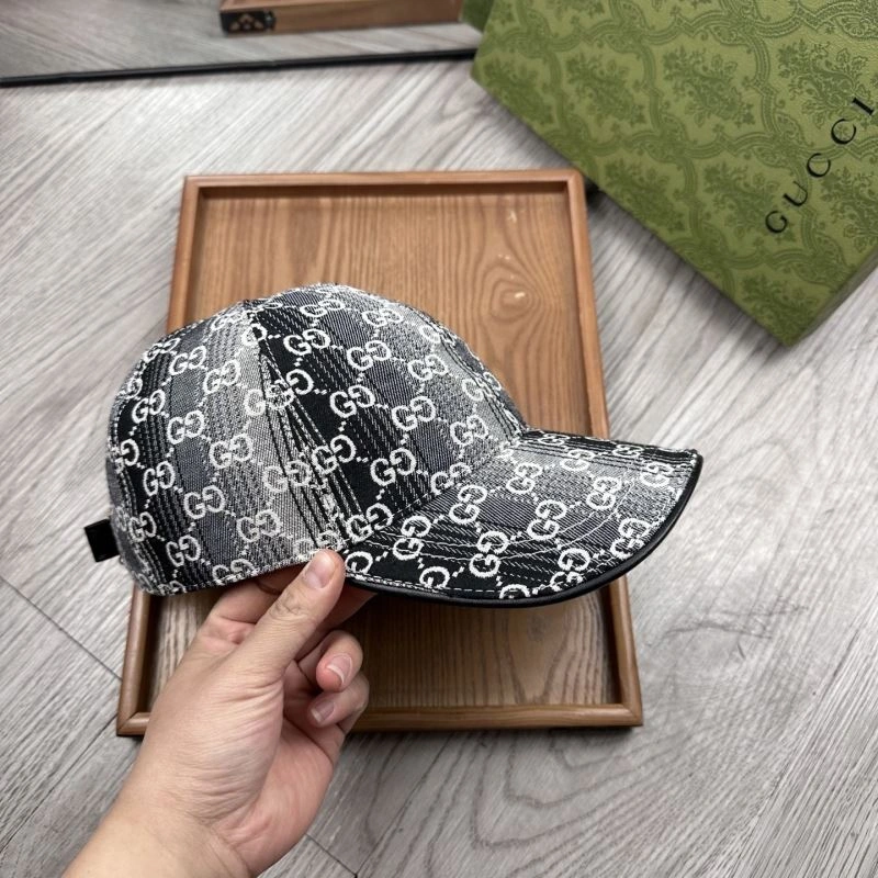 WaterResistant Gucci Caps 262078