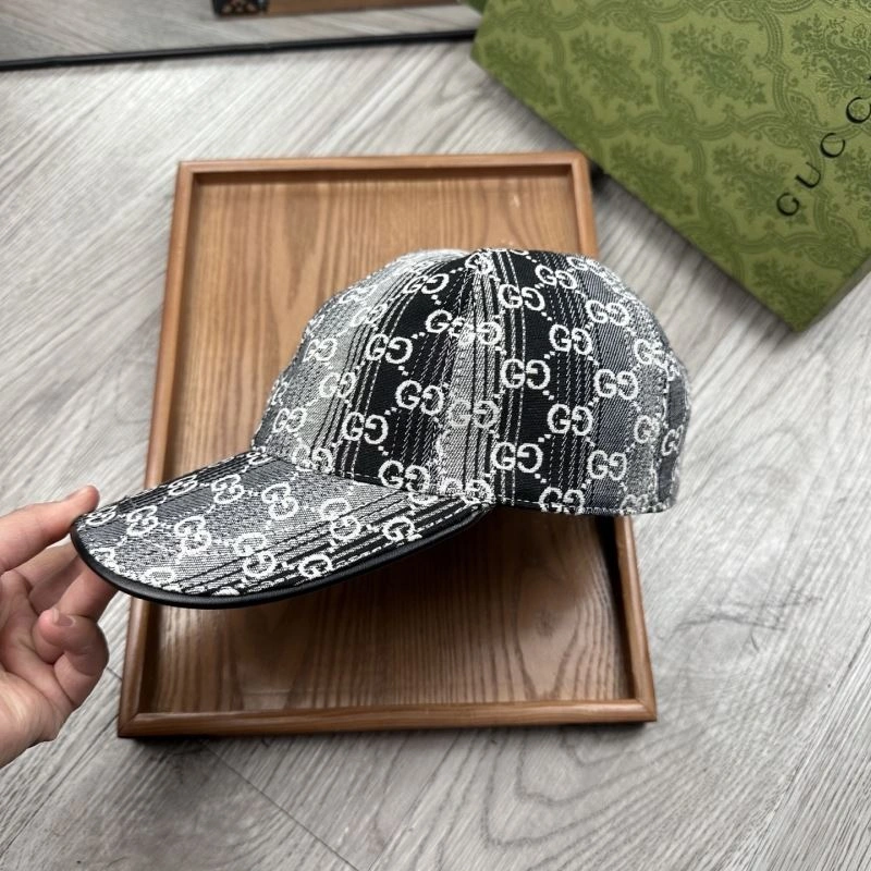 WaterResistant Gucci Caps 262078