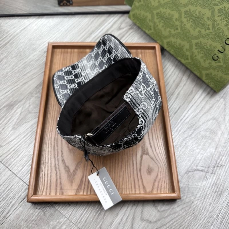 WaterResistant Gucci Caps 262078