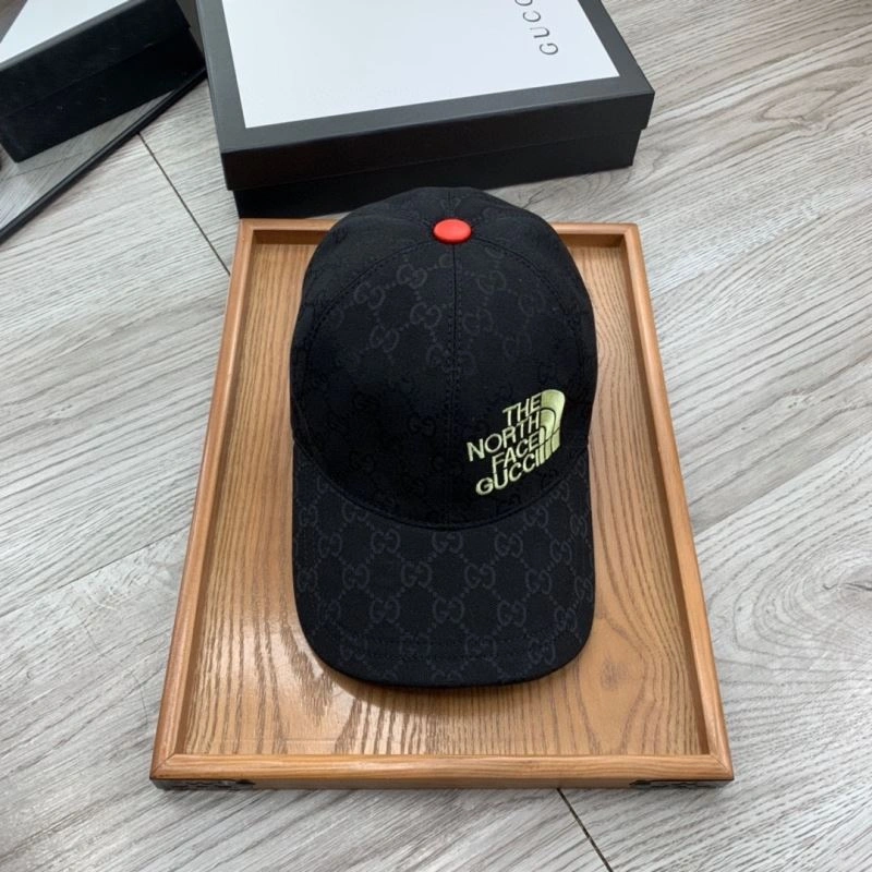 Fashionable Gucci Caps 262083
