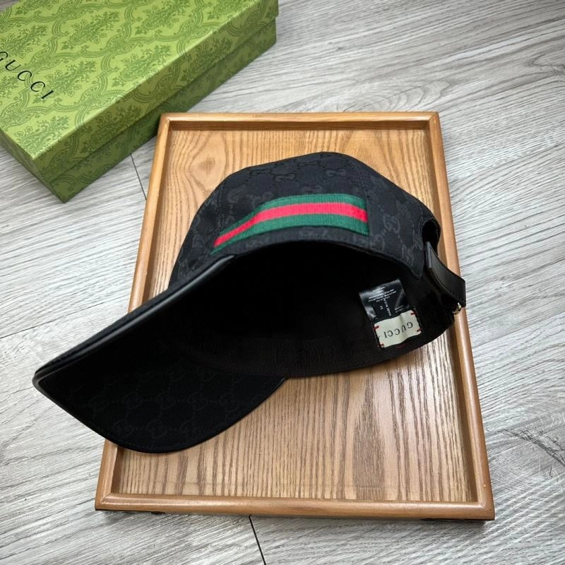 Gucci Caps Refined 262062