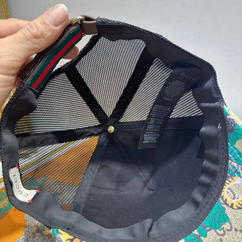 Resilient Gucci Caps 262056