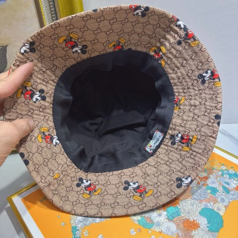 Gucci Caps Stylish 262030