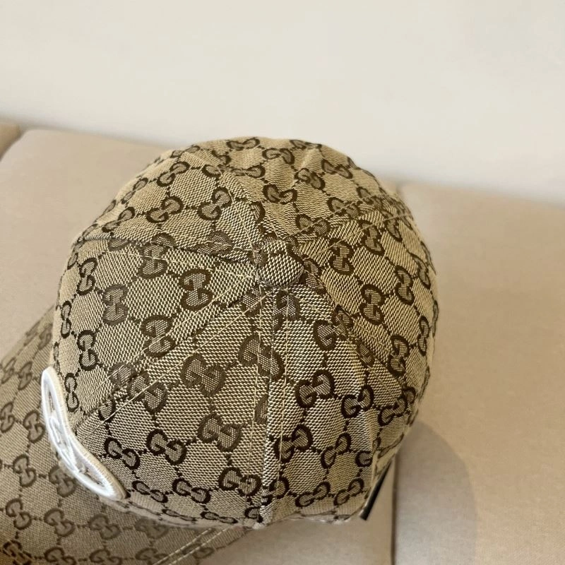 Minimalist Gucci Caps 262020