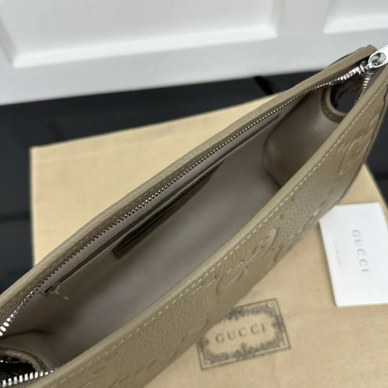 Gucci Clutch Bags Snug 51494