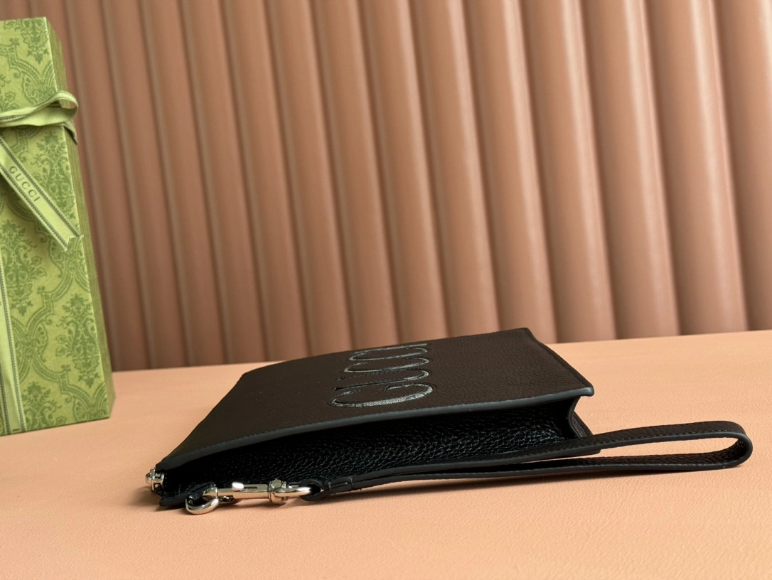 Gucci Clutch Bags WeatherProof 72476