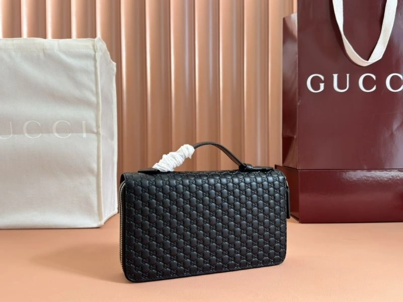 Gucci Clutch Bags FashionForward 64877