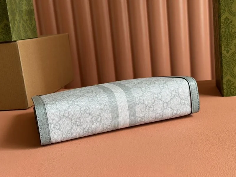 Soft Gucci Clutch Bags 50026
